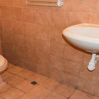 VENTA DE OFICINA 2° PISO EN AV. BALTA - CENTRO DE CHICLAYO